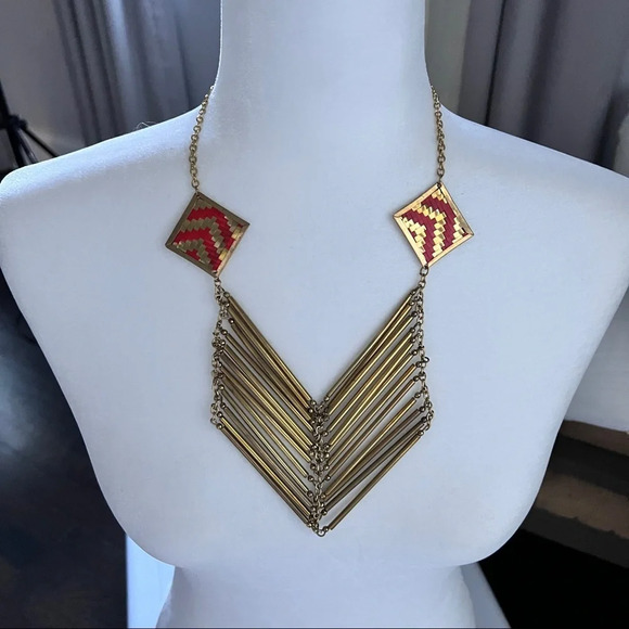 Boho Necklace in Coral and Gold - NEW - Picture 5 of 5